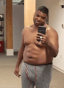 Charles And Netta Abs GIF