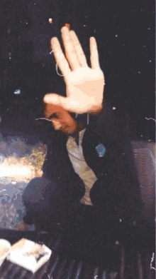 Talk To The Hand Die GIF - Talk To The Hand Die Go To Hell GIFs