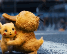 Detective Pikachu Psyduck GIF - Detective Pikachu Psyduck Hug GIFs