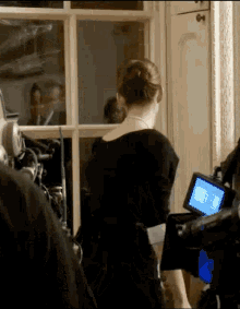Anne Hathaway Selina Kyle GIF - Anne Hathaway Selina Kyle Catwoman GIFs