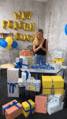 Party Birthday GIF - Party Birthday Excited GIFs
