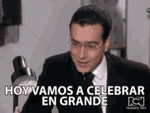 Hoy Vamos A Celebrar En Grande Armando Mendoza Saenz GIF
