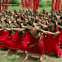 Rara Saami.Gif GIF - Rara Saami Rashmika Mandanna Dance GIFs