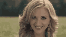 Sarah Darling Home To Me GIF - Sarah Darling Home To Me Look Up GIFs