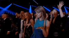 Taylor Swift Dance GIF - Taylor Swift Dance Awards GIFs