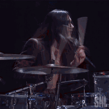 Playing The Drums Ethan Torchio GIF - Playing The Drums Ethan Torchio Måneskin GIFs