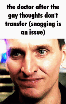Snogging Doctor Who GIF - Snogging Doctor Who Christopher Eccleston GIFs