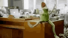 Hola Kermit The Frog GIF - Hola Kermit The Frog Shout GIFs