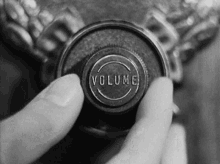 Volume Up Turn Knob GIF - Volume Up Turn Knob Full Volume GIFs
