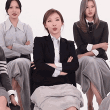 Nayeon Sana Mina Reaction Twice Impressed Thinking GIF - Nayeon Sana Mina Reaction Twice Impressed Thinking Tags GIFs