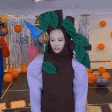 Kim Lip Yves Gowon Hyunjin Halloween Vlive Loona GIF