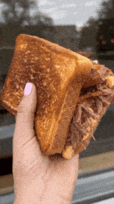 Meat Lovers Mac And Cheese Melt Sandwich GIF - Meat Lovers Mac And Cheese Melt Sandwich Food GIFs