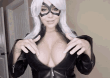 cosplay girl sexy latex catsuit