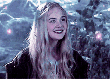 elle fanning actress pretty beautiful smile