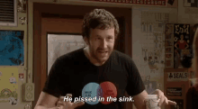 He Pissed In The Sink It Crowd GIF - He Pissed In The Sink It Crowd Chris O Dowd GIFs