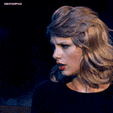 Swifferpics Taylor Swift GIF - Swifferpics Taylor Swift Trying To Pull Focus GIFs