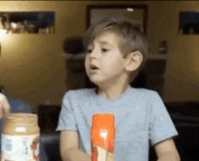 Oh No You’re Doing It Wrong GIF - Oh No You’re Doing It Wrong Peanut Butter GIFs