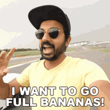 I Want To Go Full Bananas Faisal Khan GIF - I Want To Go Full Bananas Faisal Khan Fasbeam GIFs