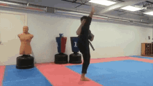 Kick Stretch GIF - Kick Stretch Practice GIFs