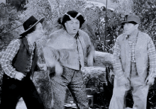 The Trhee Stooges On The Count Of Three GIF - The Trhee Stooges On The Count Of Three Run GIFs