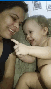 Ayla Bite Finger GIF - Ayla Bite Finger Mother And Child GIFs