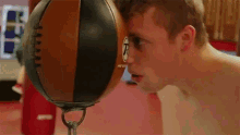 Double End Dodge Speed Ball Box GIF - Double End Dodge Speed Ball Box Punch GIFs