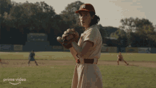 Pitch Lupe GIF - Pitch Lupe A League Of Their Own GIFs