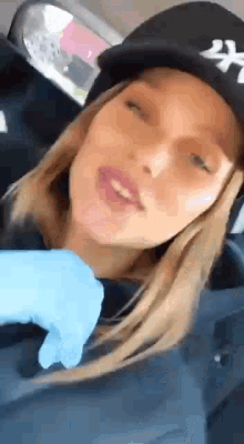 Valentina Zenere Selfie GIF - Valentina Zenere Selfie Smile GIFs