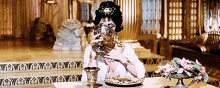 Cleopatra Elizabeth Taylor GIF - Cleopatra Elizabeth Taylor Drinking GIFs