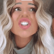 Lips Tonque GIF - Lips Tonque Mouth GIFs