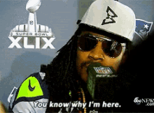 Marshawn Lynch Interview Gif Marshawnlynch Interview Imheresoiwontgetfined Discover Share Gifs