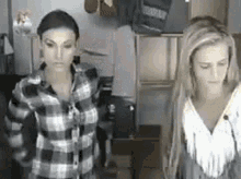 https://media.tenor.com/images/1b514b9cccb79951d88f499e6b0f8ca5/tenor.gif