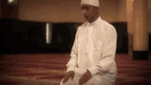 Gif Religious Muslim Praying Discover Share Gifs Riset