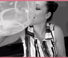 Balloon Inflation GIF - Balloon Inflation Blowback - Discover & Share GIFs