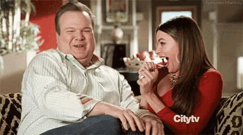 Excited GIF - Excited Modernfamily GIFs