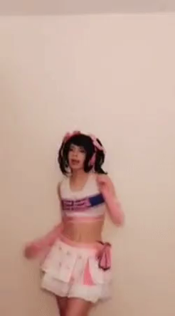 Hit Or Miss Nyan Cosplay Gif Hitormiss Nyancosplay Tiktok Discover Share Gifs - hit or miss girl roblox