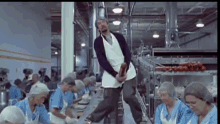 tenor.gif