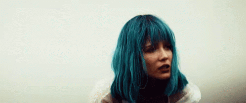 Resultado de imagem para gif halsey