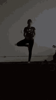 Animated Yoga Poses Gifs Tenor