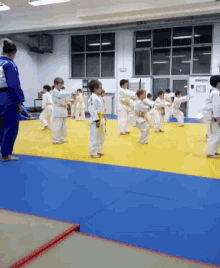 judo leg sweep gif judo leg sweep gif