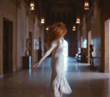 Dancing Twirling GIF - Dancing Twirling FlorenceWelsh - Descubre & Comparte  GIFs