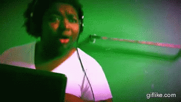 tenor.gif