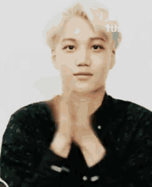 Happy Clapping GIF - Happy Clapping Kai GIFs