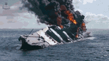 Ship Sinking Gifs Tenor - capsizing cruise ship roblox