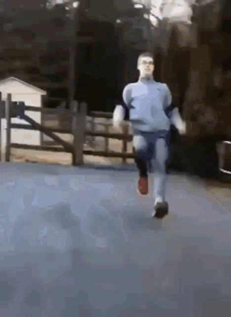 Funny Running Gifs Tenor