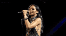 Rihanna Concert GIF - Rihanna Concert GIFs