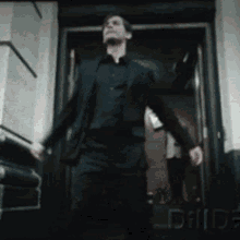 Tobey Maguire Dancing GIFs | Tenor