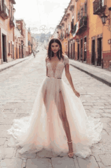 Featured image of post Wedding Dress Shopping Gif / You can choose the most popular free dress shopping gifs to your phone or computer.