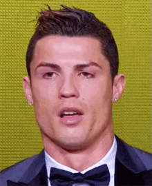 Ronaldo Pleure GIF