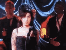 Amy Winehouse Shocked GIF - Amy Winehouse Shocked Grammy GIFs